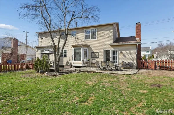 $550,000 | 2762 Barrett Station Road, Des Peres, MO 63131