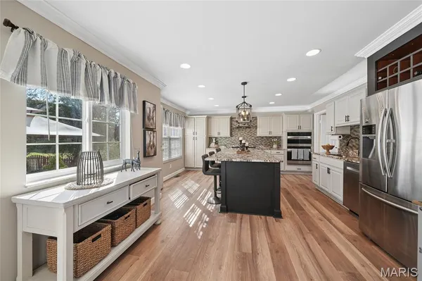 $550,000 | 2762 Barrett Station Road, Des Peres, MO 63131