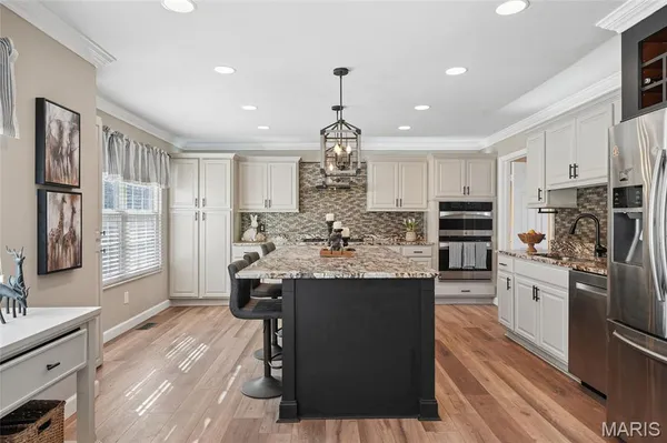 $550,000 | 2762 Barrett Station Road, Des Peres, MO 63131