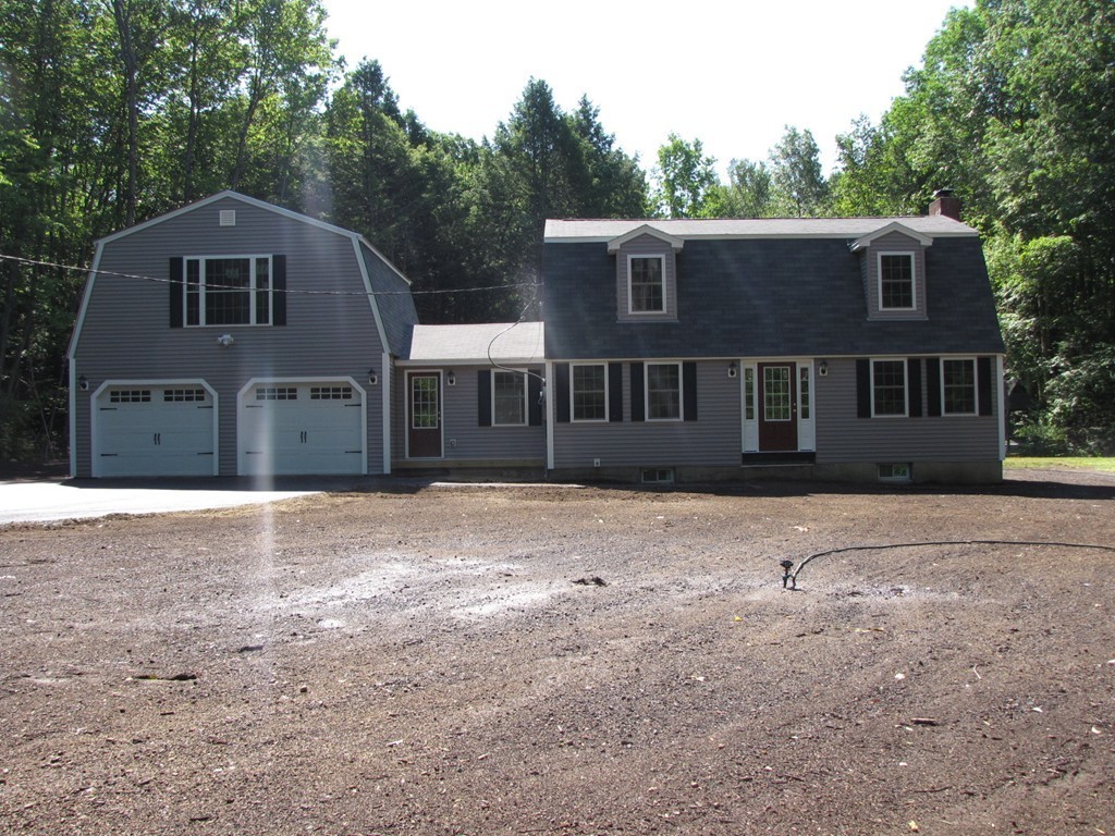 211 Harantis Chester, NH 03036 - Photo 2 of 17 Gallery Image 2
