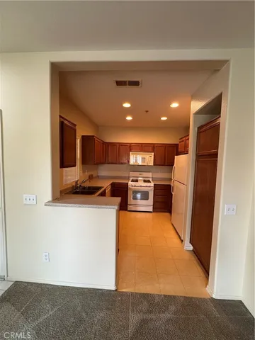 $2,200 | 26514 Arboretum Way, Unit 1804, Murrieta, CA 92563