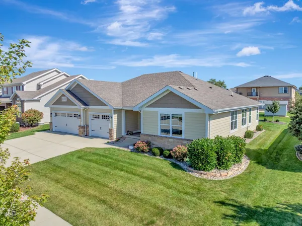 $489,900 | 2002 Craftsman Avenue, Bourbonnais, IL 60914