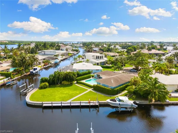 $3,950,000 | 2140 Shad Court, Naples, FL 34102