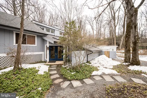 $1,100,000 | 11005 Fawsett Road, Potomac, MD 20854