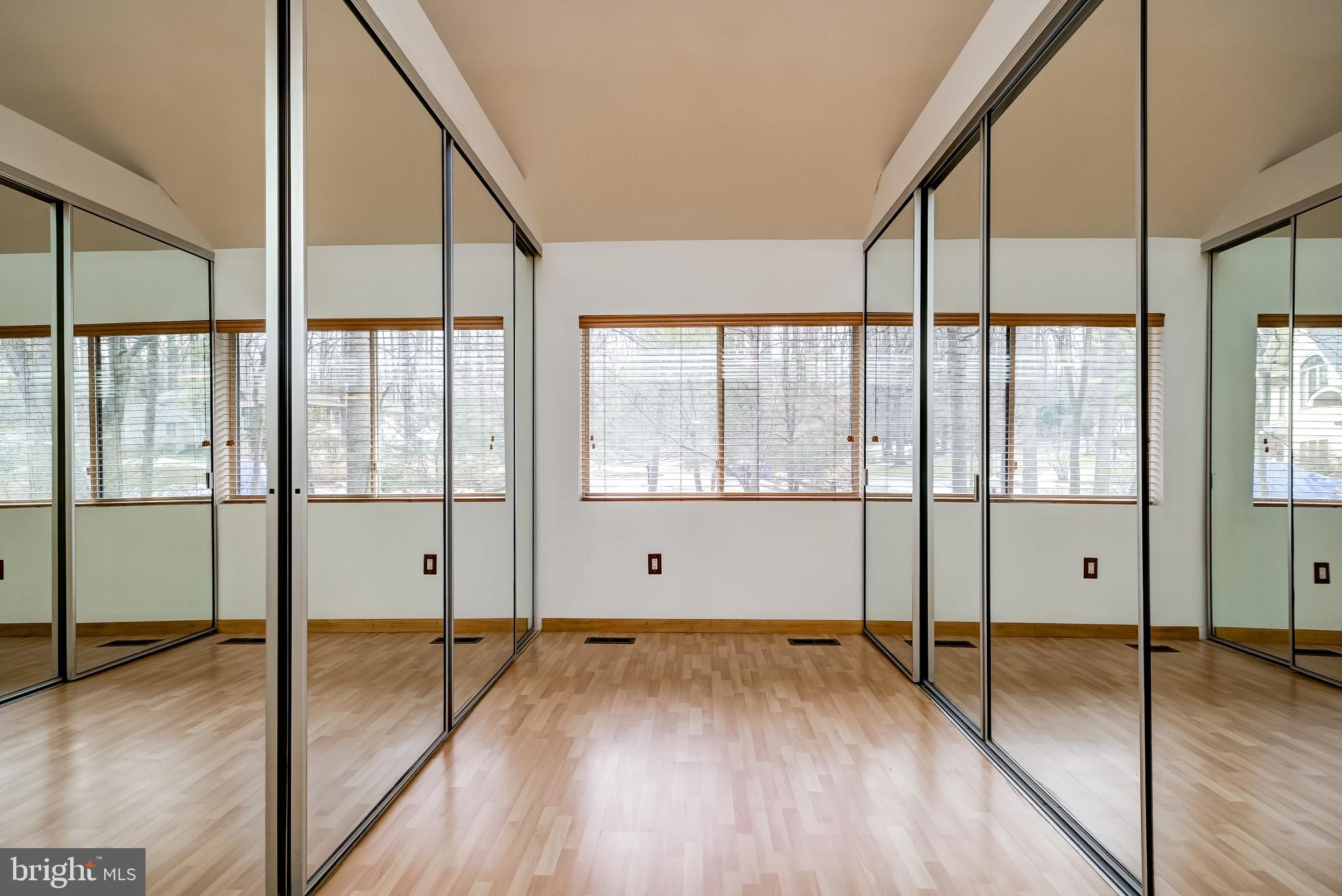 11005 Fawsett Road Potomac, MD 20854 - Photo 25 of 44