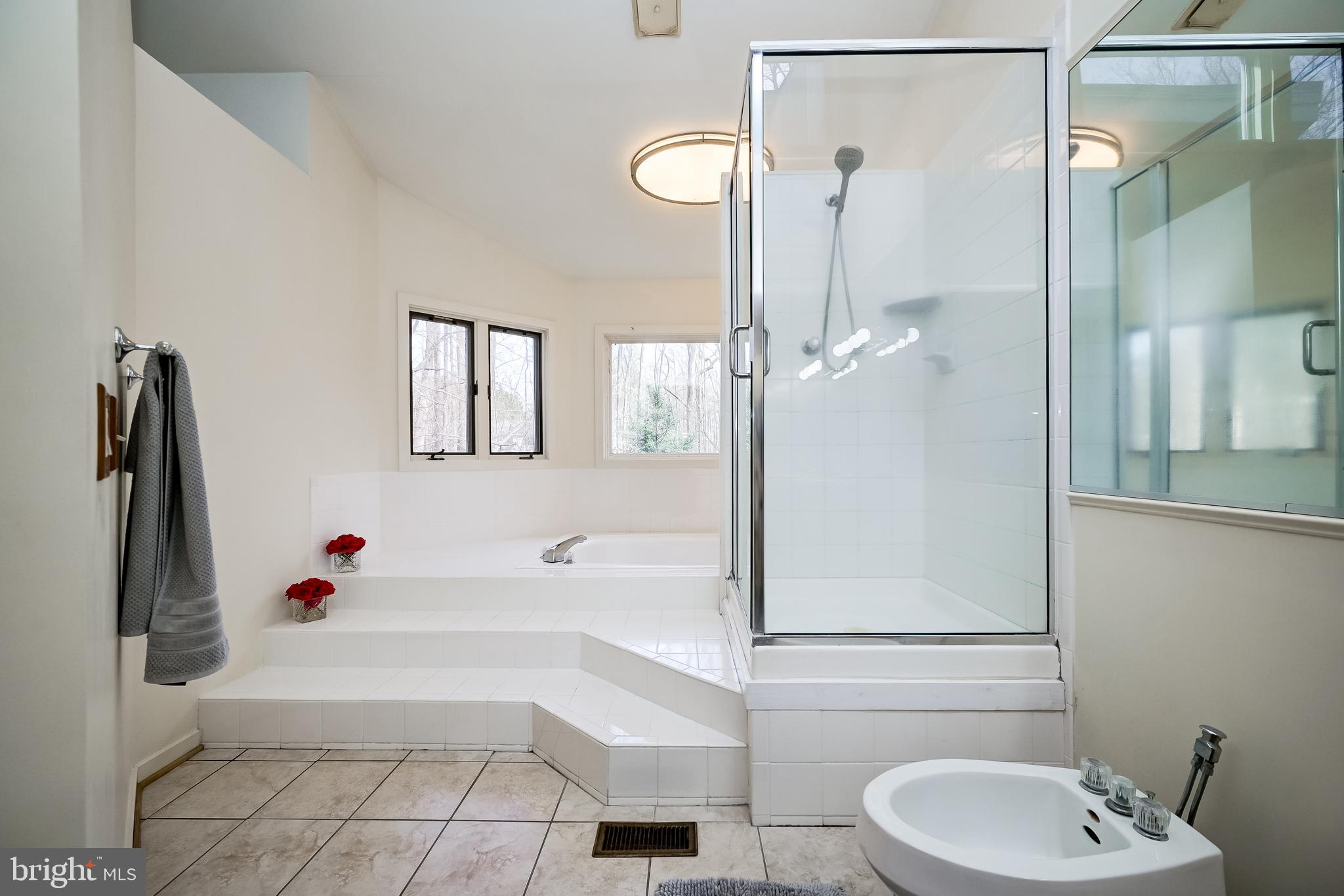 11005 Fawsett Road Potomac, MD 20854 - Photo 26 of 44