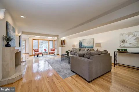 $1,100,000 | 11005 Fawsett Road, Potomac, MD 20854