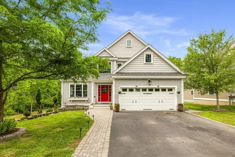 $714,900 | 42 Stocklan Circle, Dover, NH 03820
