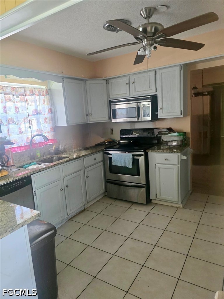 2705 Sheringham Road Orlando, FL 32808 - Photo 3 of 20