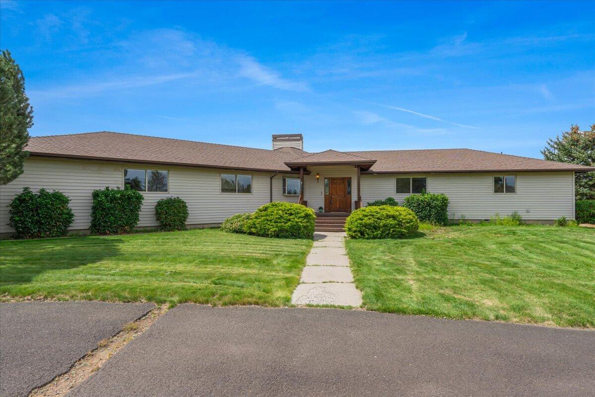 64515 Rock Springs Road Bend, OR 97703 - Photo 47 of 49 Front of Home