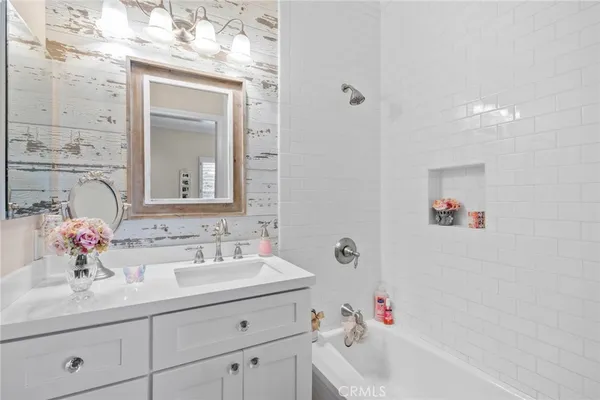 $5,900 | 92 Anjou, Newport Coast, CA 92657