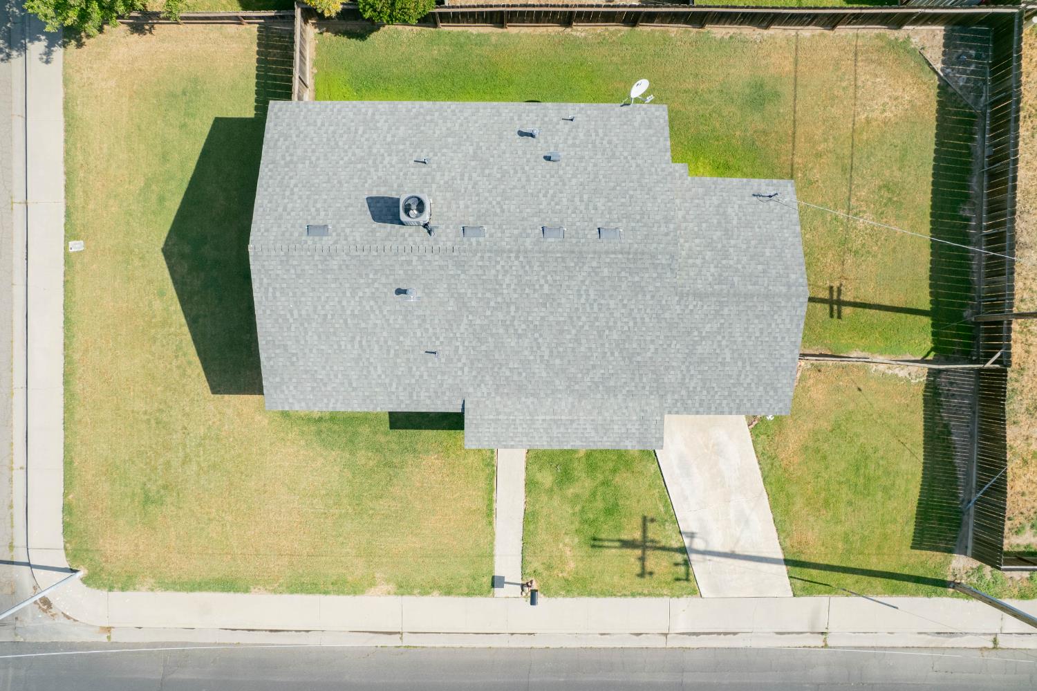 876 Daphne Lane Lemoore, CA 93245 - Photo 19 of 19 swimming pool view