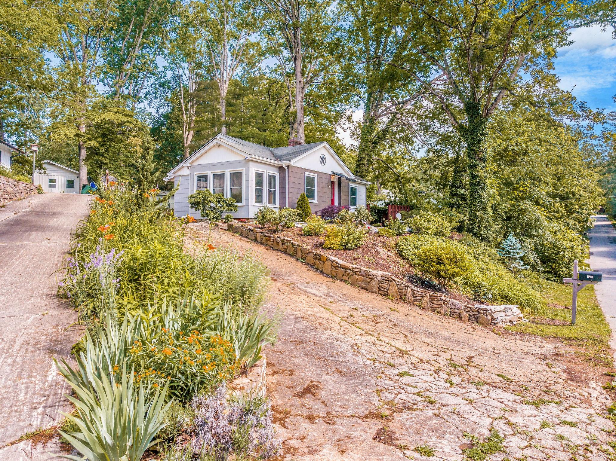 139 Beverly Road Asheville, NC 28805 - Photo 30 of 46 Gallery Image 30