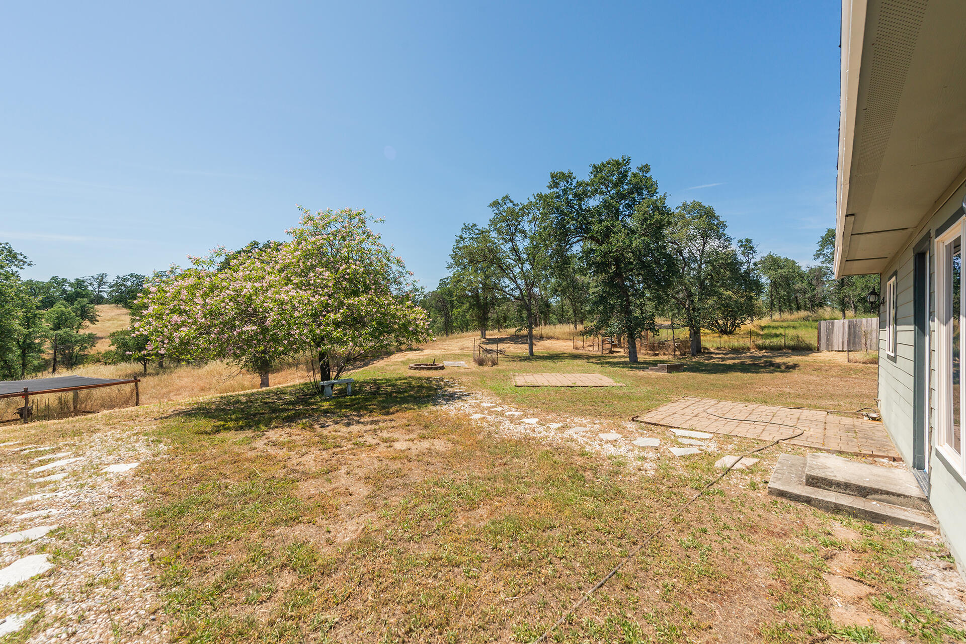 13575 Gas Point Road Igo, CA 96047 - Photo 41 of 59 Backyard
