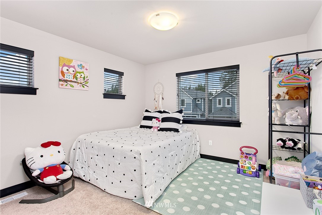 19325 Meridian Avenue South Bothell, WA 98012 - Photo 14 of 21