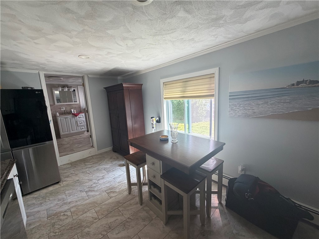 36 Pettaquamscutt Lake Road Narragansett, RI 02874 - Photo 4 of 17
