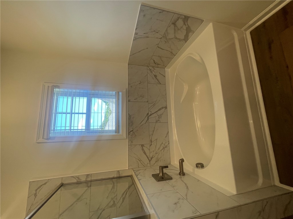 19 Halsey Street Central, SC 29630 - Photo 7 of 35