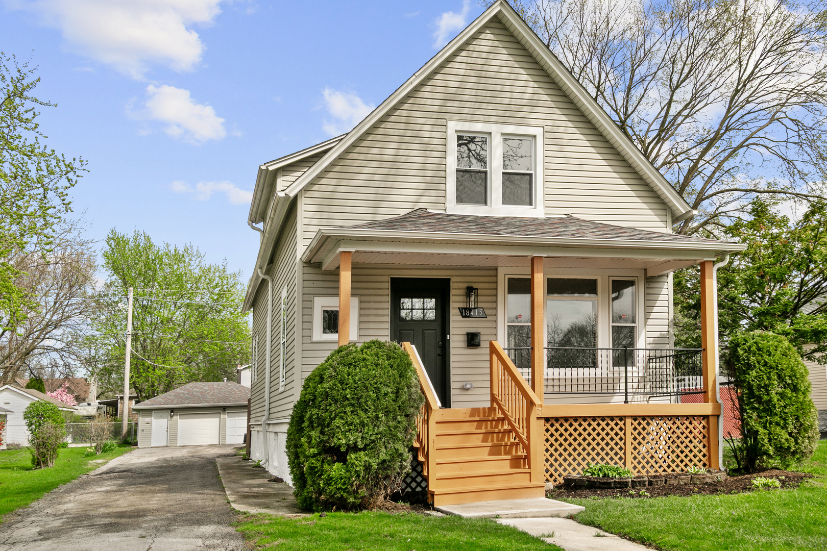 18415 Morris Avenue Homewood, IL 60430 - Photo 2 of 20