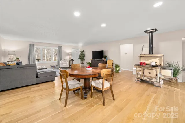 $550,000 | 73 The Old Run Road, Fairview, NC 28730