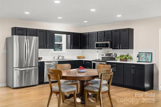 $550,000 | 73 The Old Run Road, Fairview, NC 28730