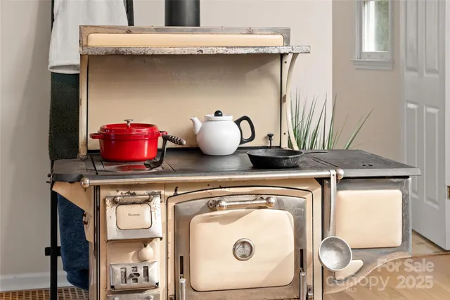 $550,000 | 73 The Old Run Road, Fairview, NC 28730