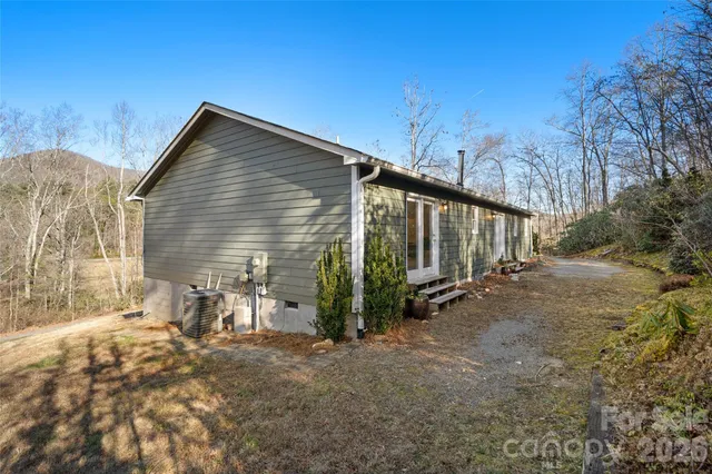 $543,000 | 73 The Old Run Road, Fairview, NC 28730