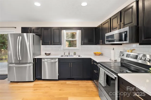 $550,000 | 73 The Old Run Road, Fairview, NC 28730