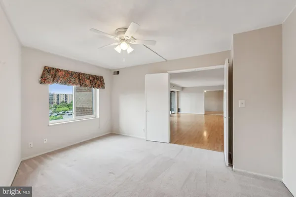 $3,850 | 8340 Greensboro Drive, Unit 401, McLean, VA 22102