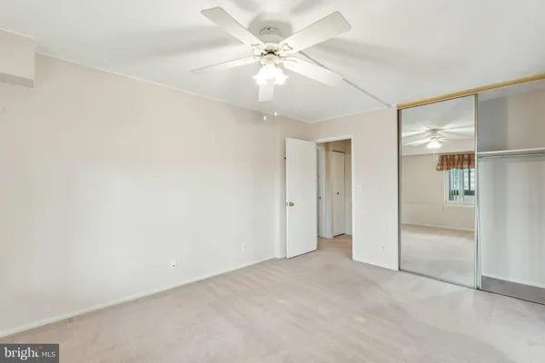 $3,850 | 8340 Greensboro Drive, Unit 401, McLean, VA 22102