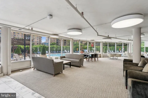 $3,850 | 8340 Greensboro Drive, Unit 401, McLean, VA 22102