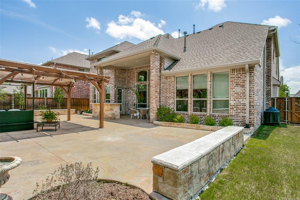 1518 Saddle Tree Road Frisco, TX 75036 - Photo 34 of 40 a view of a house with porch and sitting area
