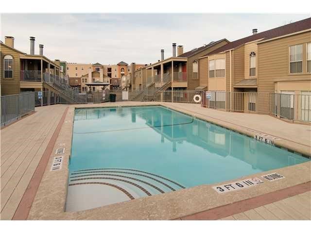2529 Rio Grande Street, Unit 11 Austin, TX 78705 - Photo 3 of 15