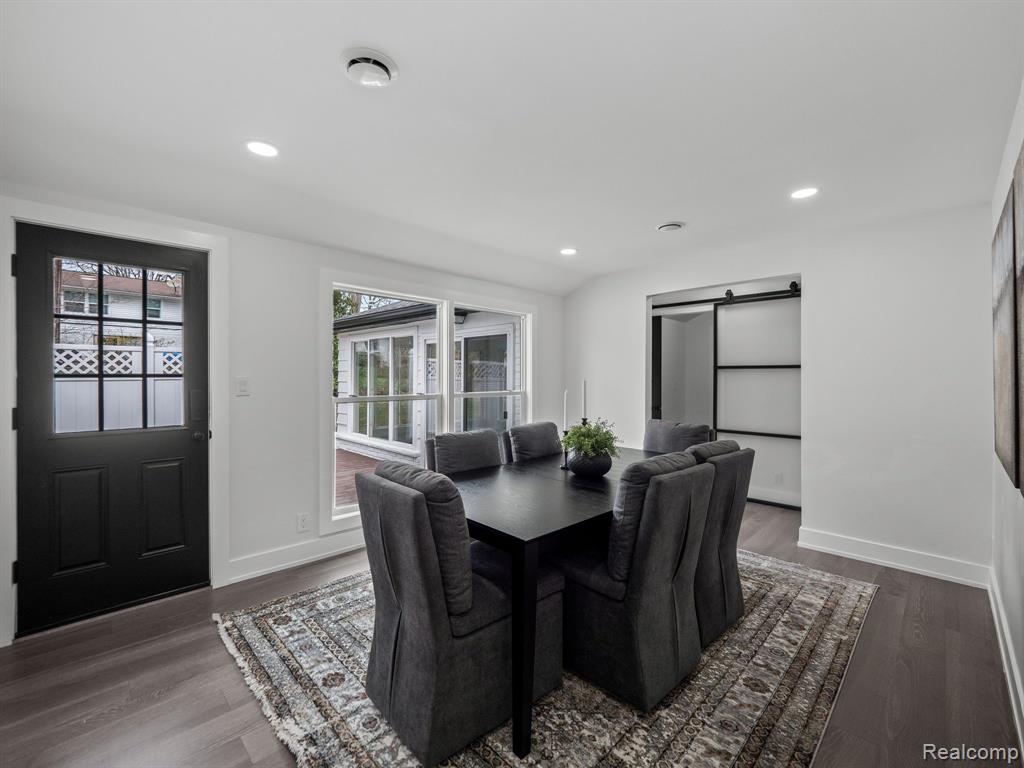 1081 Top View Road Bloomfield Hills, MI 48304 - Photo 14 of 26