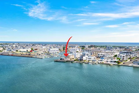 $1,599,000 | 392 83rd Street, Unit 392, Stone Harbor, NJ 08247