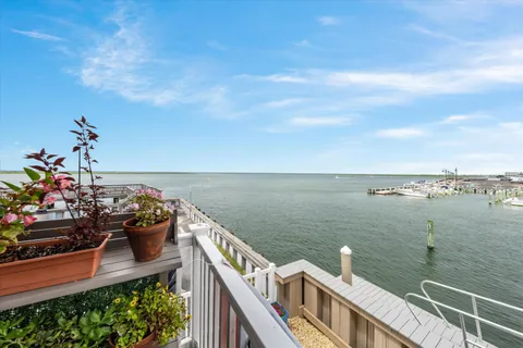 $1,599,000 | 392 83rd Street, Unit 392, Stone Harbor, NJ 08247