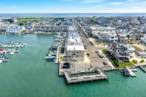 $1,599,000 | 392 83rd Street, Unit 392, Stone Harbor, NJ 08247