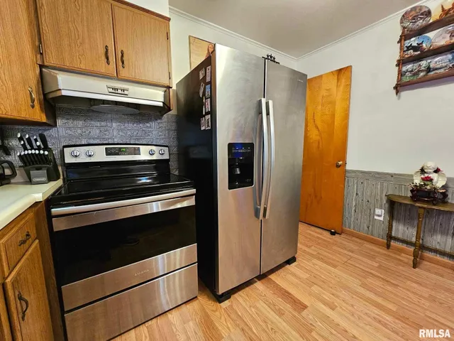 $169,900 | 405 4th Street, Rosiclare, IL 62982