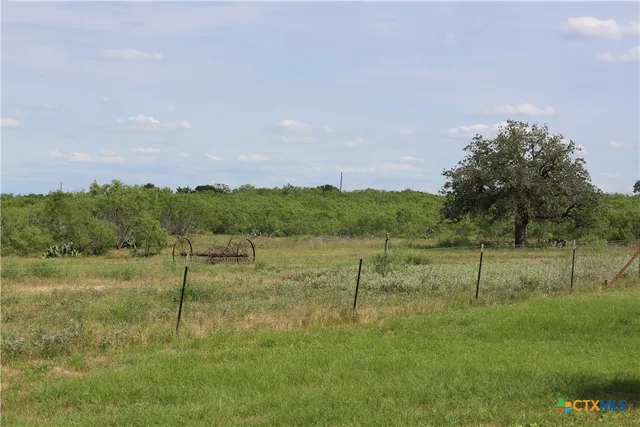 $700,000 | 974 Cr 451 Waelder Tx 78959, Waelder, TX 78959