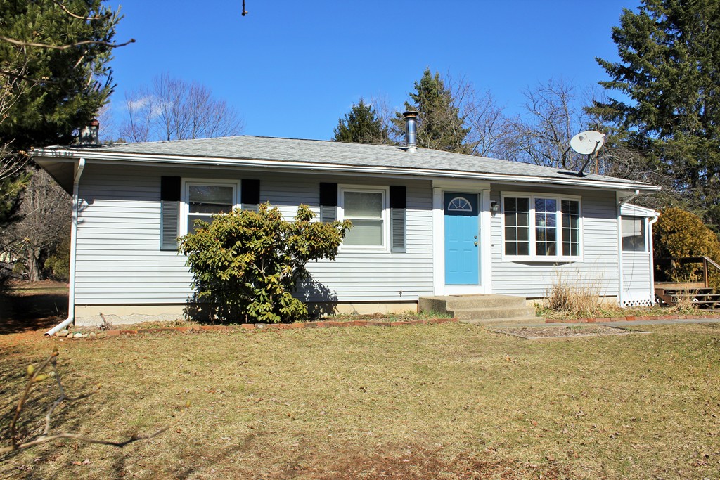 204 Bay Road Belchertown, MA 01007 - Photo 1 of 30 Gallery Image 1