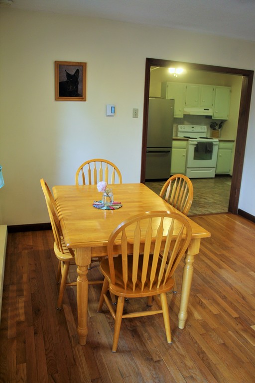 204 Bay Road Belchertown, MA 01007 - Photo 8 of 30 Gallery Image 8