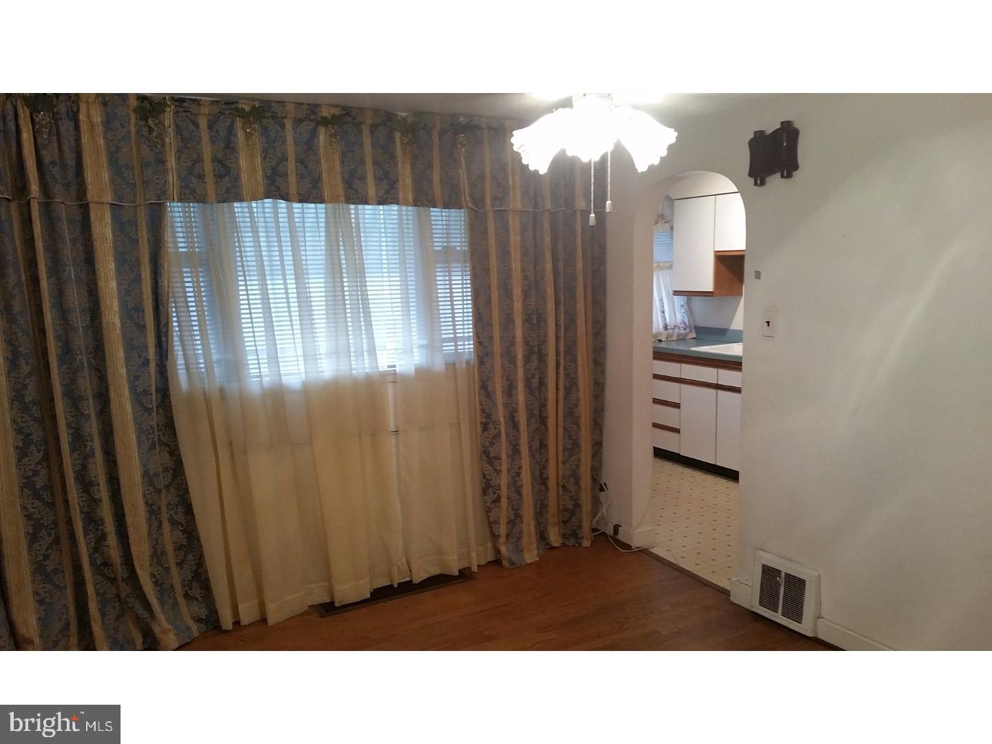 1325 Argus Road Camden, NJ 08104 - Photo 9 of 25 Dining Room