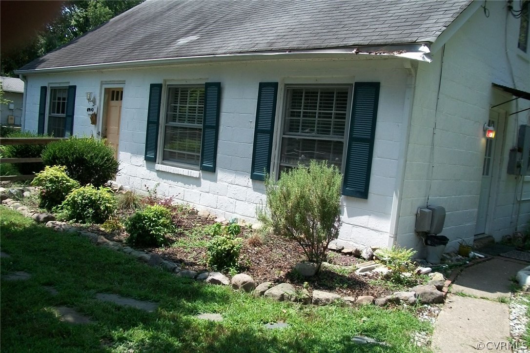 6910 Chelton Road Richmond, VA 23228 - Photo 1 of 3 Gallery Image 1