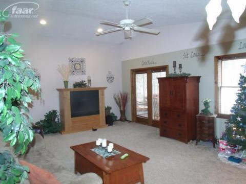 14274 Neff Road Clio, MI 48420 - Photo 10 of 22 20256942-9.JPG