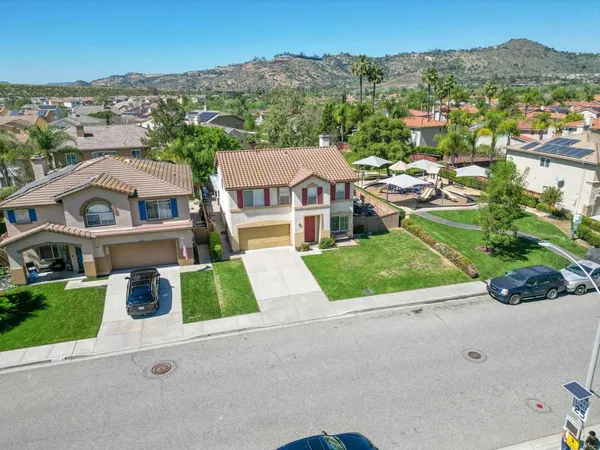 $799,000 | 3605 Lake Cir Drive, Fallbrook, CA 92028
