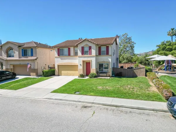 $799,000 | 3605 Lake Cir Drive, Fallbrook, CA 92028