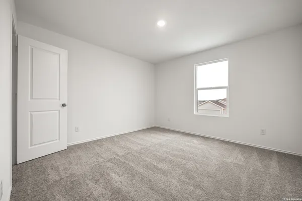$1,750 | 13914 Bull Cove, San Antonio, TX 78252