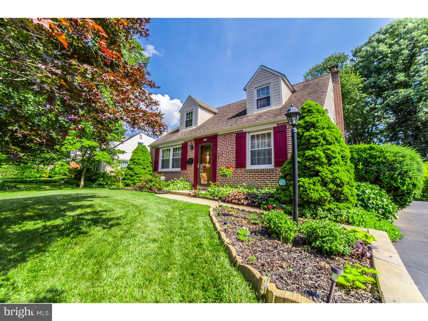 426 Sherman Road Springfield, PA 19064 - Photo 2 of 25 Exterior Front
