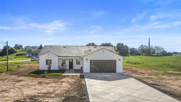$565,000 | 1986 Village Drive, Ione, CA 95640