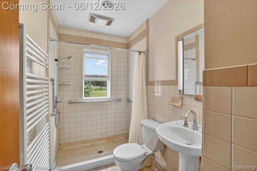 8245 Fenton Road Grand Blanc, MI 48439 - Photo 24 of 49