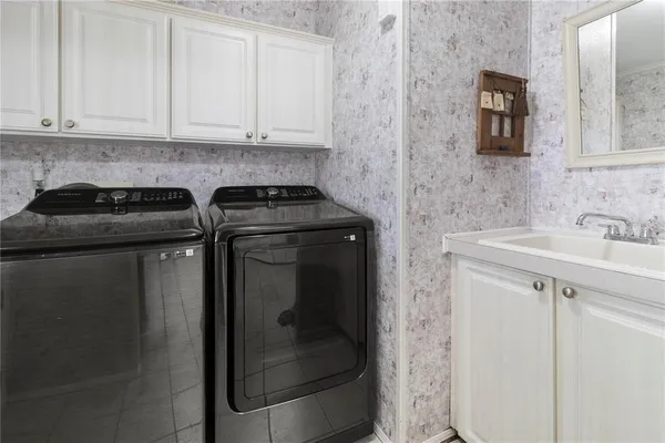 $179,900 | 8307 Nancy Lane, Ellenton, FL 34222